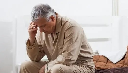男性更年期为何会失眠？