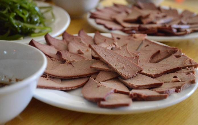 红枣不与动物肝脏共食