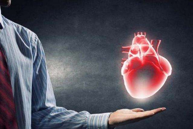 心脏周围脂肪过多堆积会导致心脏疾病